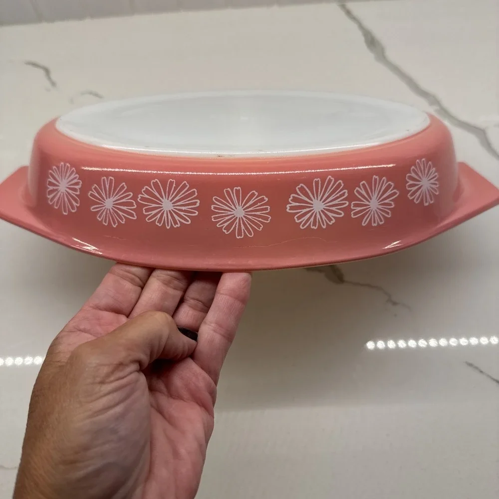 Pyrex pink daisy